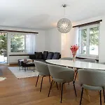 Alpine Retreat With Private Hot Tub