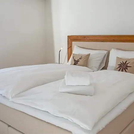 Casoja -lenzerheide Fuer 4 Personen Mit Privatem Jacuzzi Valbella