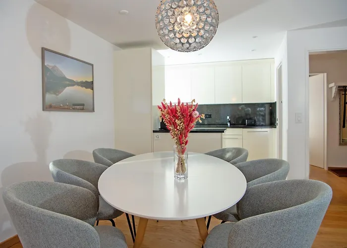 Casoja -lenzerheide Fuer 4 Personen Mit Privatem Jacuzzi Apartament