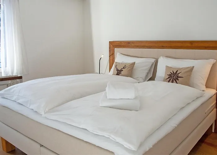 Casoja -lenzerheide Fuer 4 Personen Mit Privatem Jacuzzi Valbella