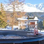 Appartement Alpine Retreat With Private Hot Tub